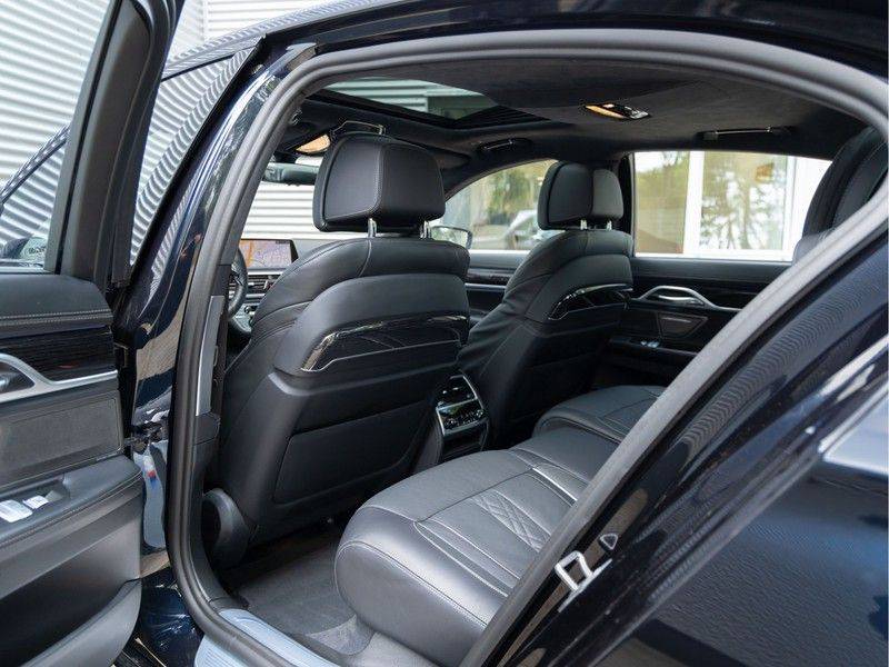 BMW 7 Serie 745e High Executive - M-Sport - 4x Comfortzetel - Stoelventilatie - Volleder afbeelding 17