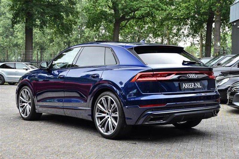 Audi Q8 55 TFSI S-LINE+23INCH+PANO.DAK+360CAM+BLACKLOOK afbeelding 11