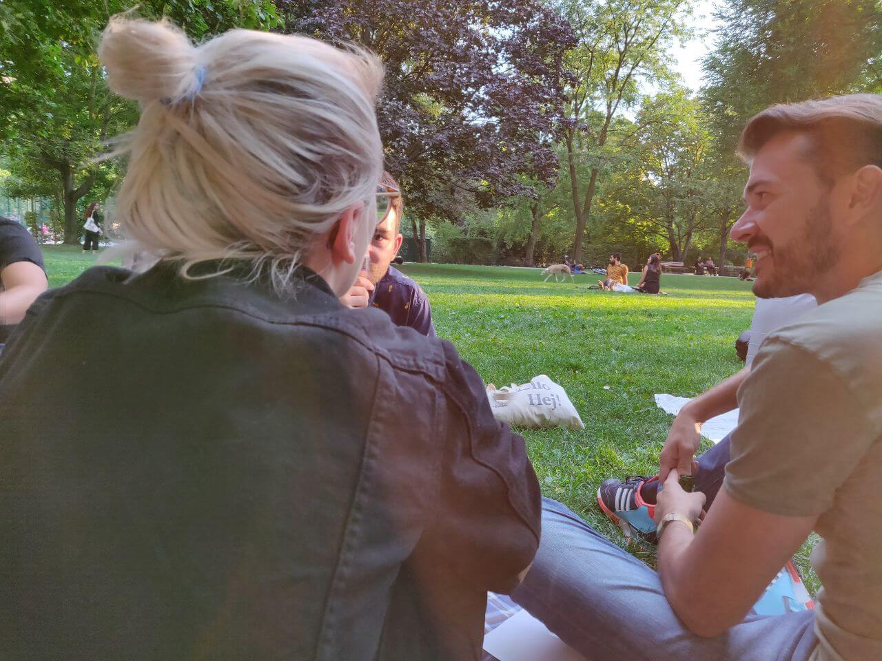 Selbstständige im Park