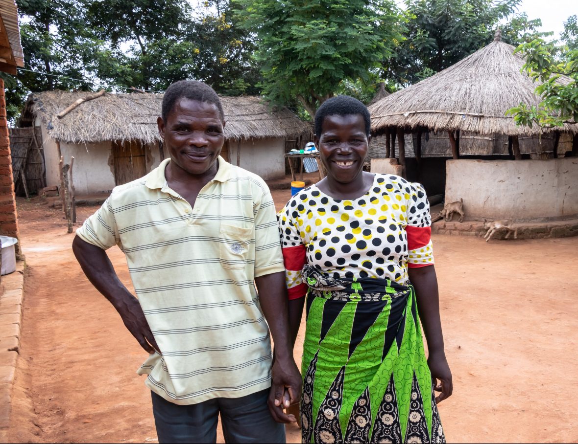 Farmer with her husband in Malawi