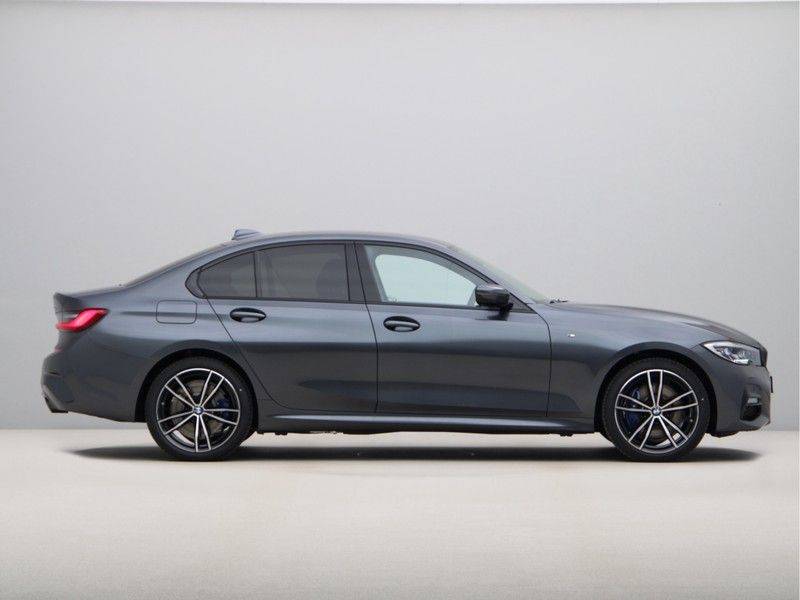 BMW 3 Serie 320e High Exe M-Sport Hybrid afbeelding 8