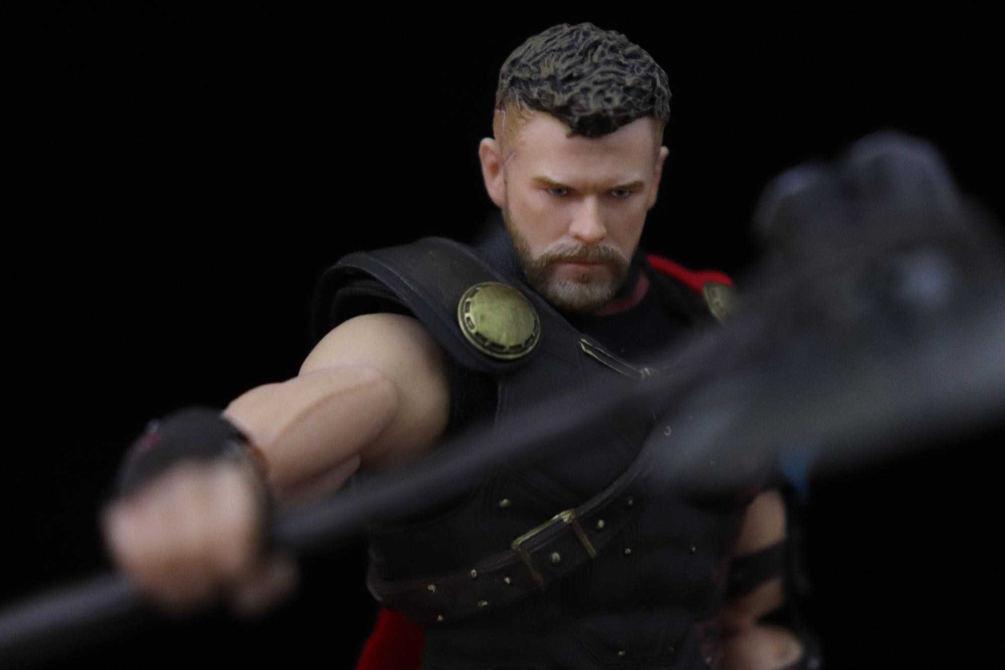 Mezco Thor Collection