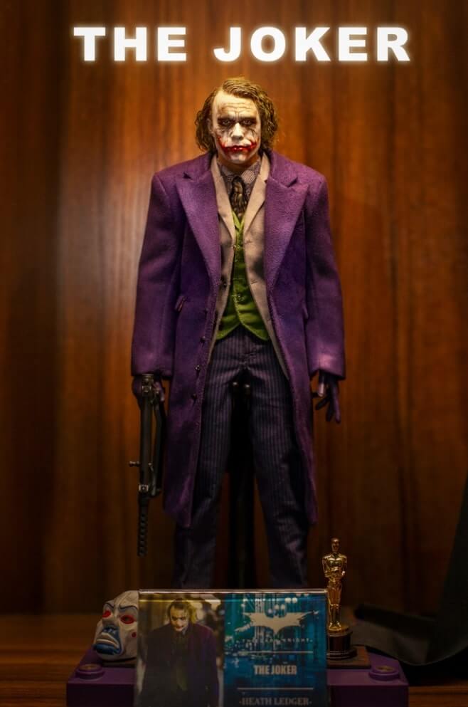 hot toys joker light box