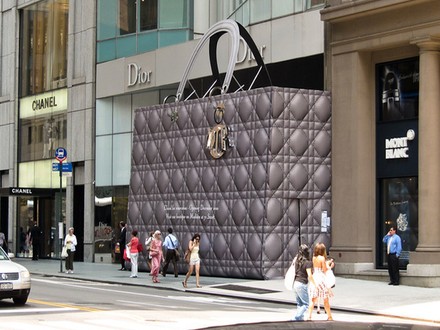5 of the Best Construction Hoarding Designs