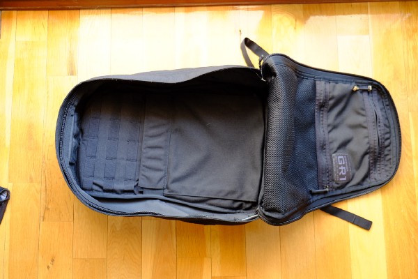 Opens flat, like a suitcase