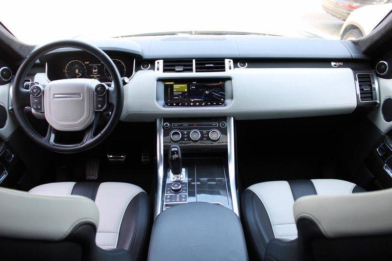 Land Rover Range Rover Sport 5.0 V8 SVR Pano, 23", Schaalstoelen, Carbon afbeelding 8