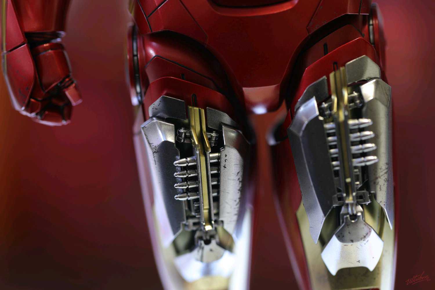 Hot Toys Metal Iron Man Mark VII