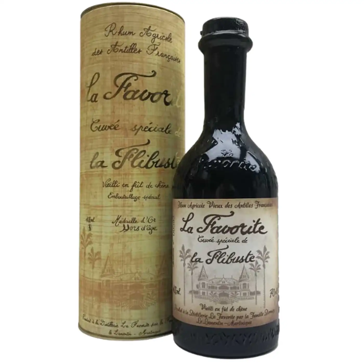 Image of the front of the bottle of the rum La Flibuste