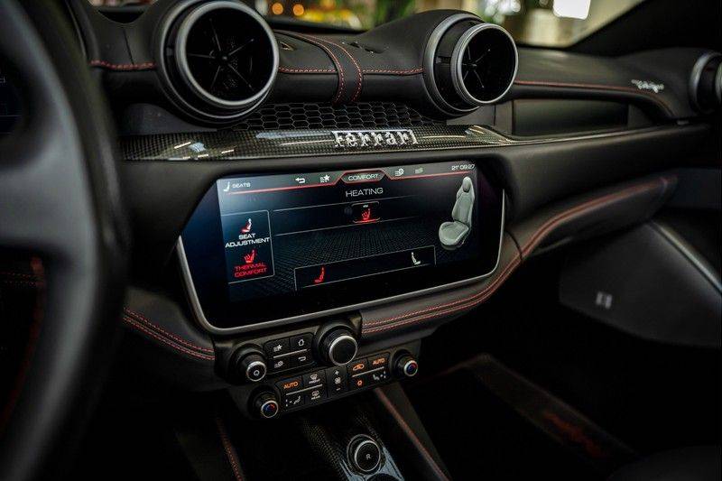 Ferrari Portofino 3.9 V8 HELE | TwoTone Exclusive | Carbon | Passengerdisplay | Memory | Sportstoelen afbeelding 21