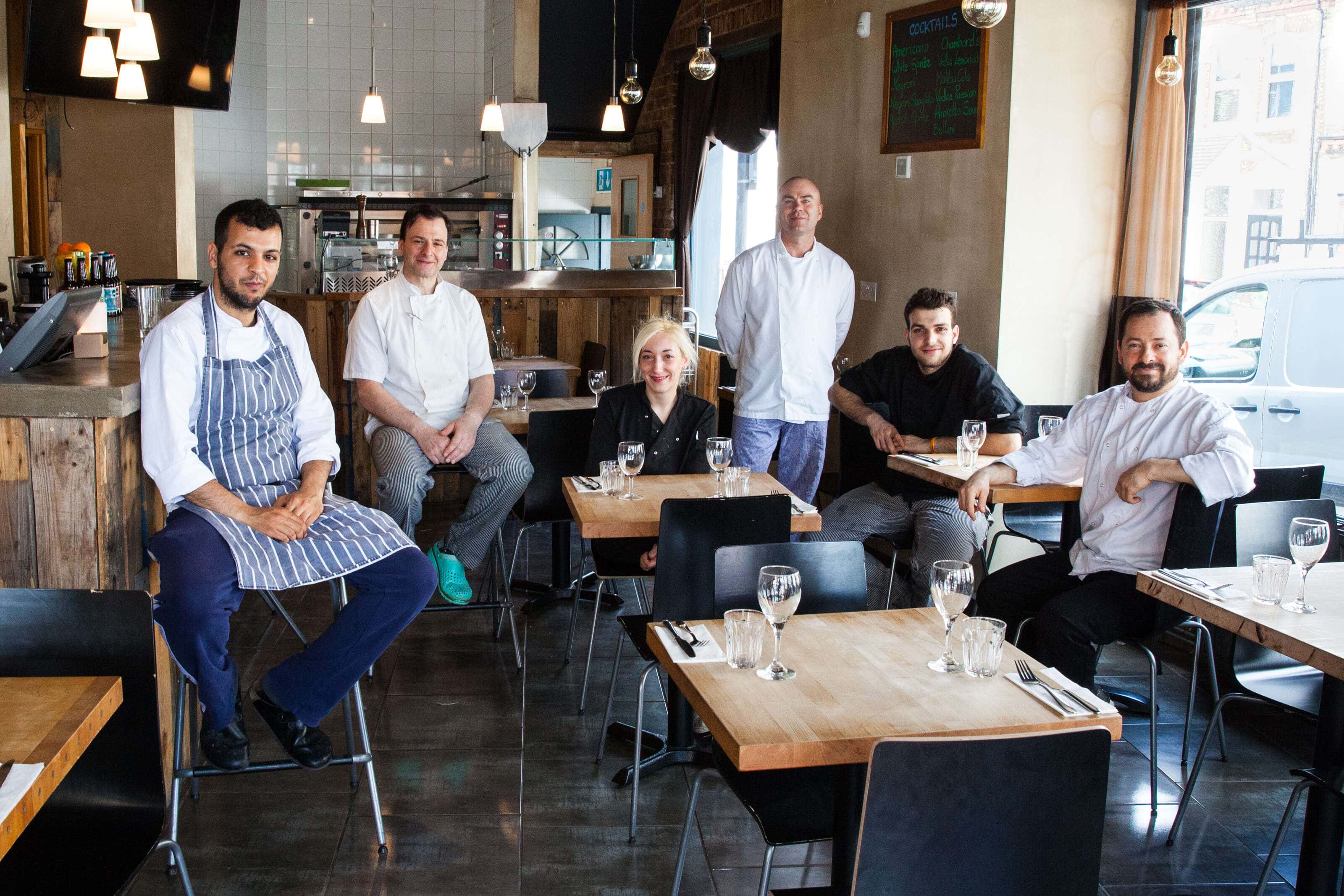 Passione e Tradizione owner and staff in Tottenham.