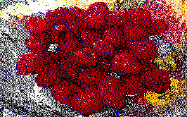 彩色墨水屏展示树莓