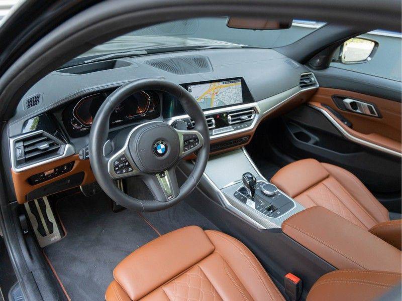 BMW 3 Serie Touring M340i xDrive Individual - Head-up - ACC - Harman Kardon - Panorama afbeelding 12