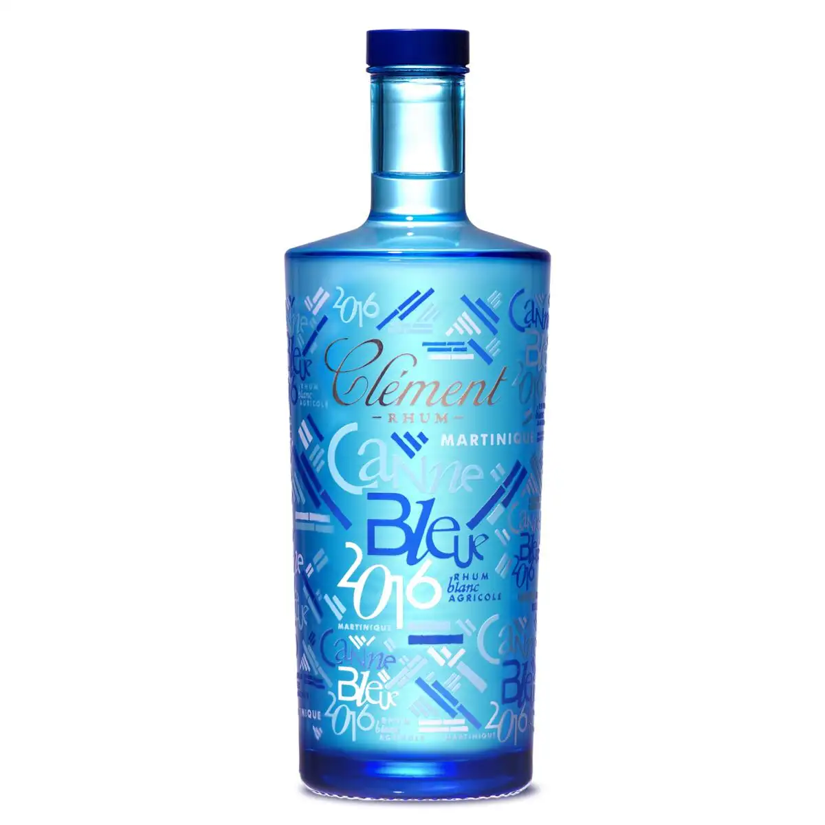 Image of the front of the bottle of the rum Canne Bleue