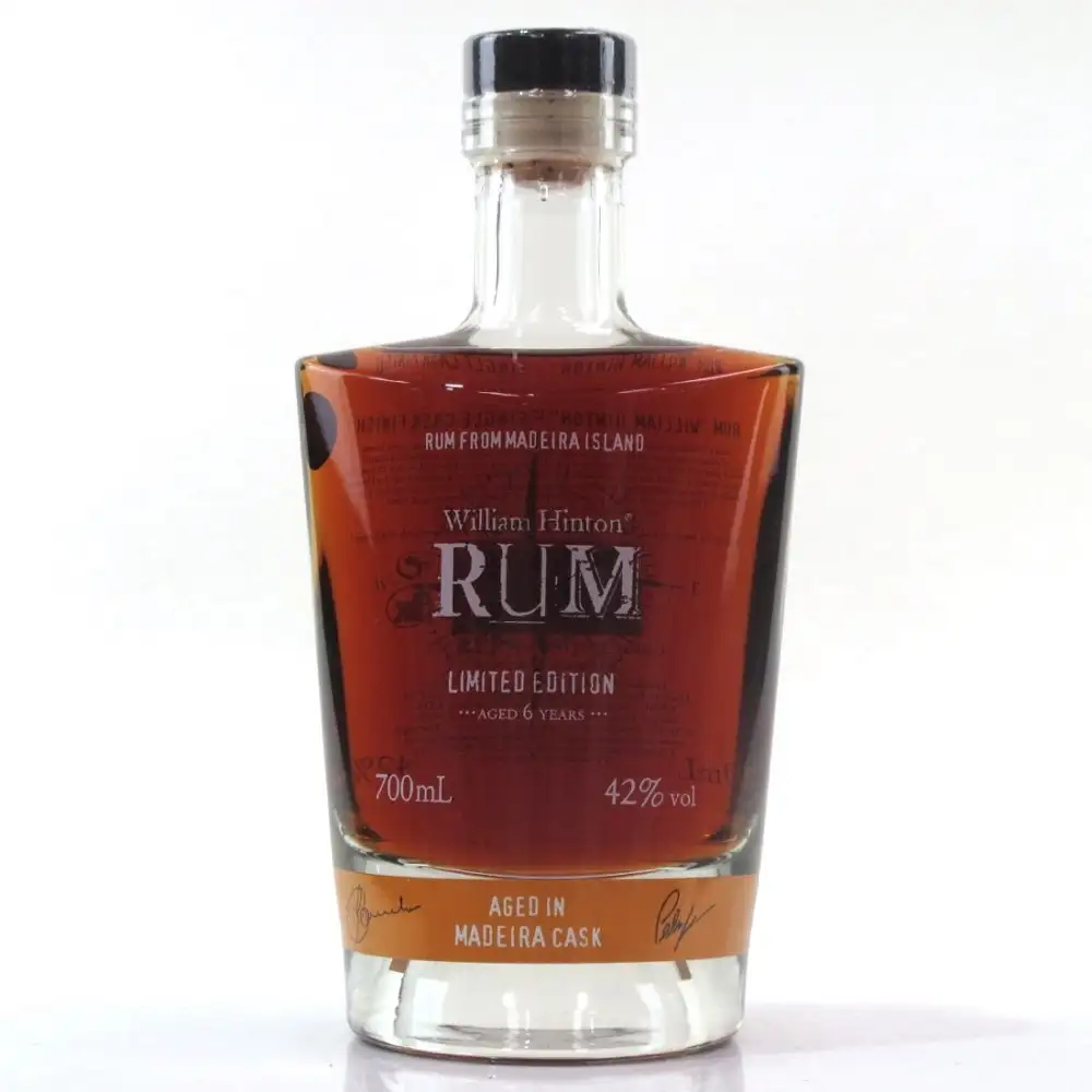 Image of the front of the bottle of the rum 6 Years Madeira Cask