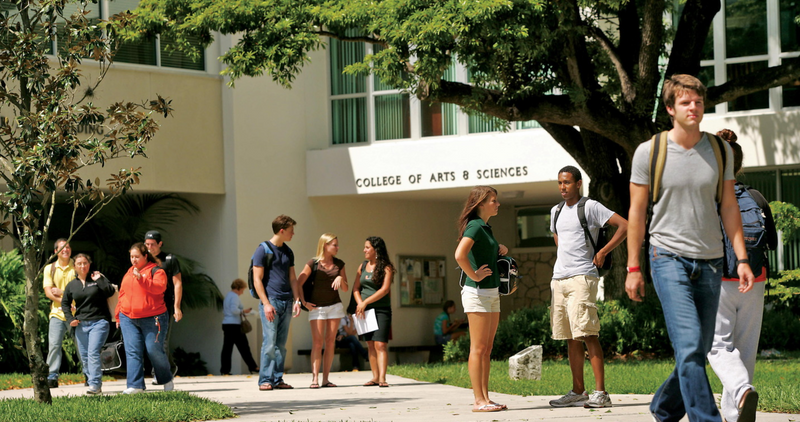 Students outside on a quad at the University of Miami