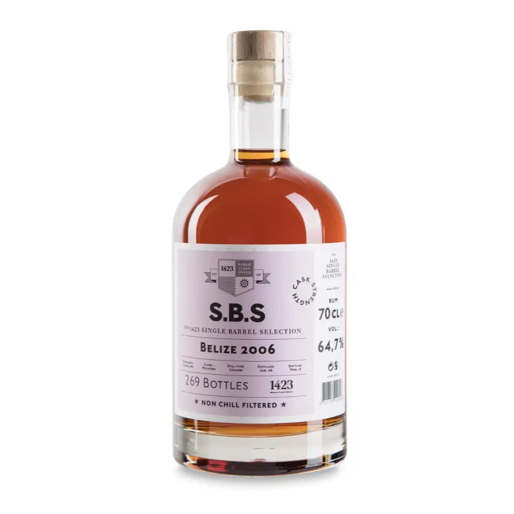 Image of the front of the bottle of the rum S.B.S Belize