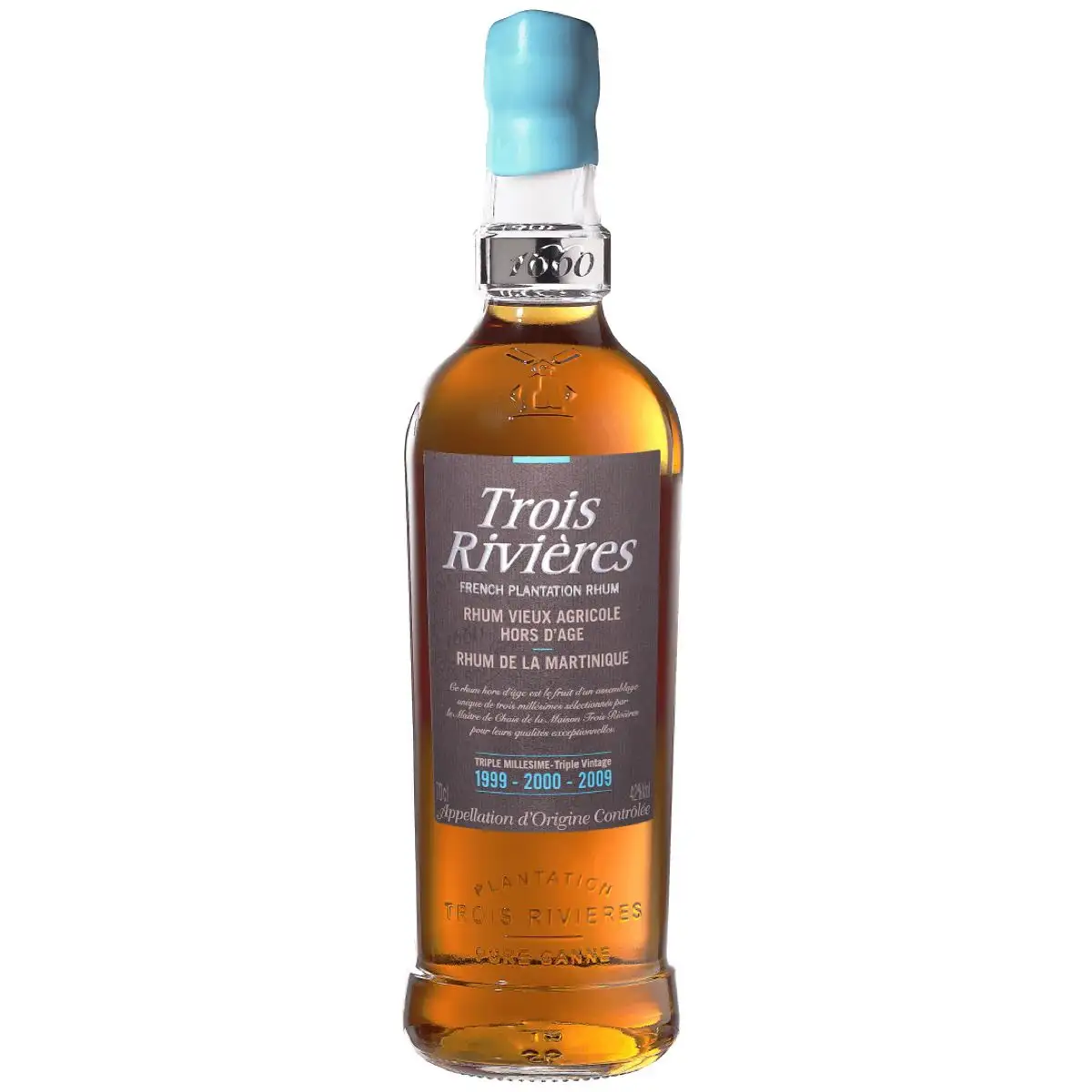 Image of the front of the bottle of the rum Triple Millésime 1999-2000-2009