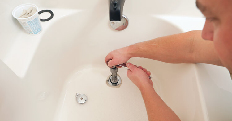 How to Fix Leaking Sink
