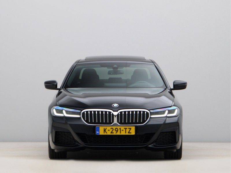 BMW 5 Serie 530i High Executive M-sport afbeelding 6