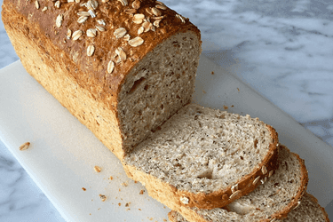 Seeded wheat sandwich bread