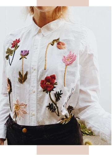 Broderie fleuries sur chemise faite par une couturière