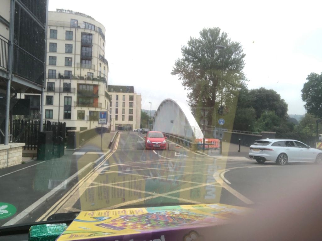 oh my god twitter doesn’t include alt text from images in their API