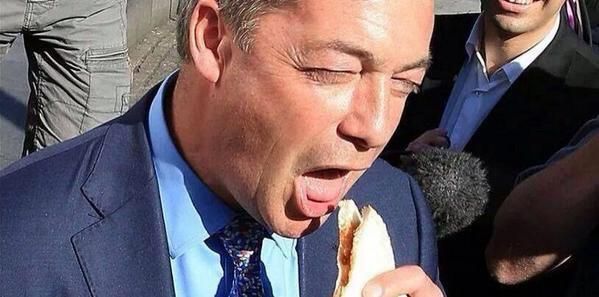 oh my god twitter doesn’t include alt text from images in their API