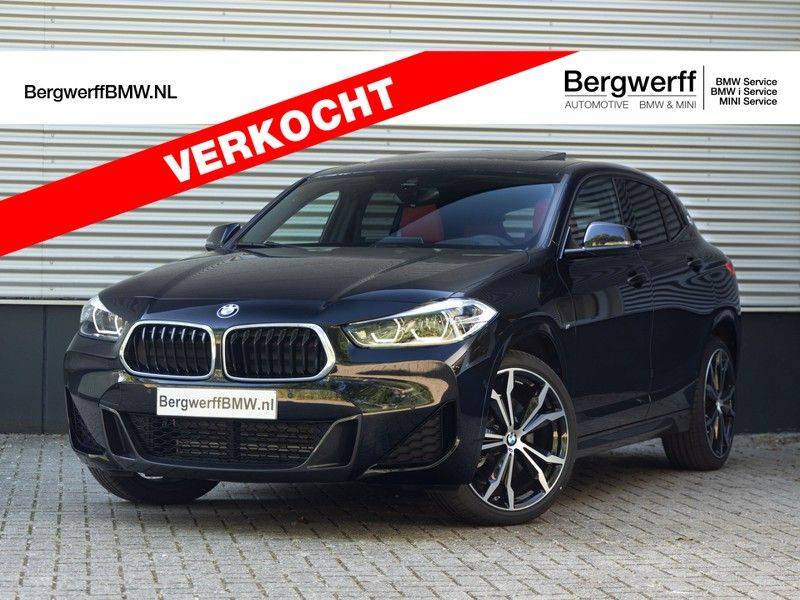 BMW X2 sDrive20i M-Sport - Panorama - Harman Kardon - DAB - Head-up afbeelding 1