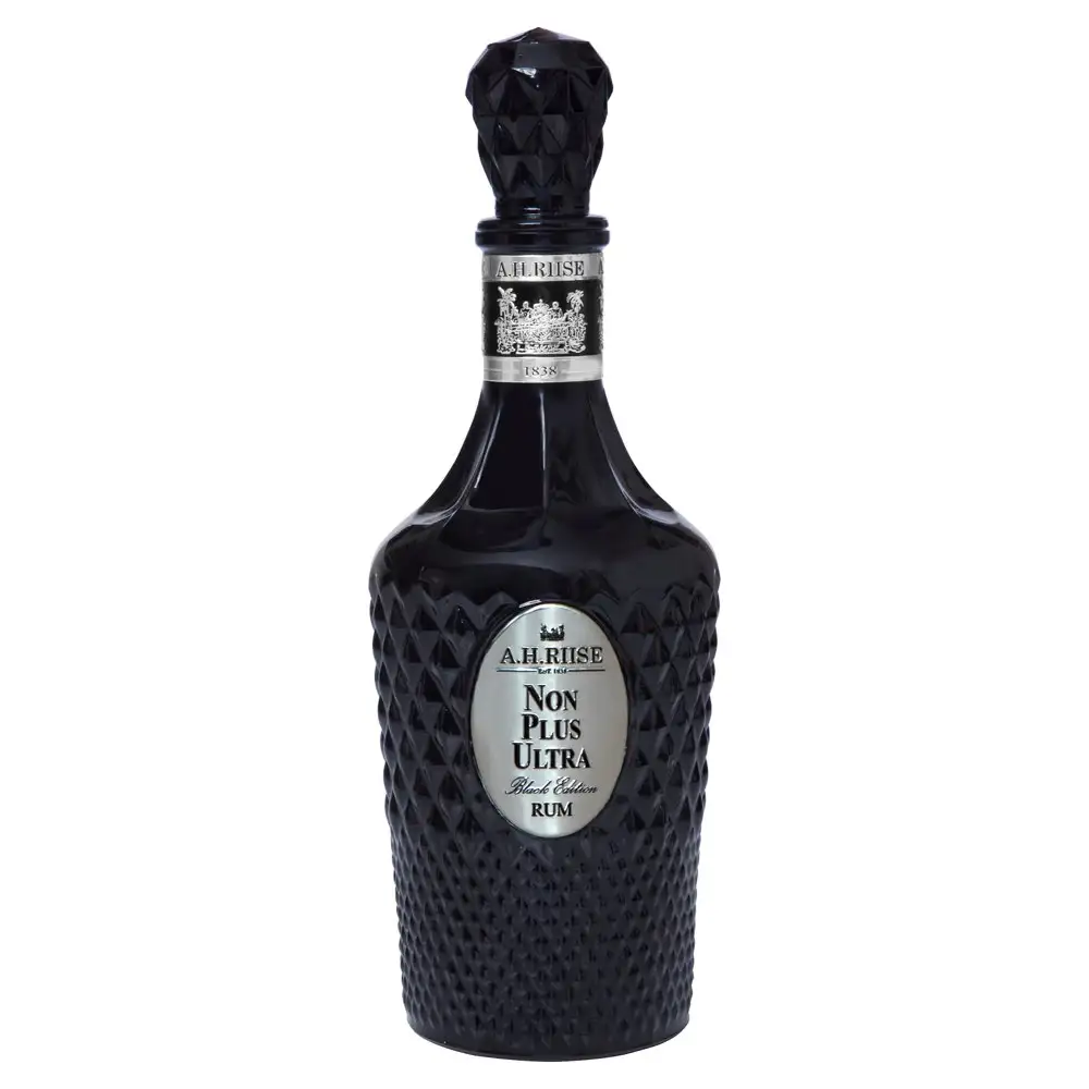 Image of the front of the bottle of the rum Non Plus Ultra Black Edition Rum
