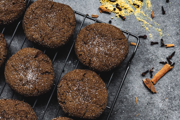 ginger spiced molasses cookies