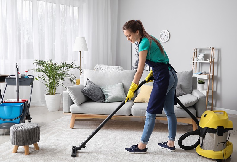 Vind een huishoudelijke hulp voor het schoonmaakwerk