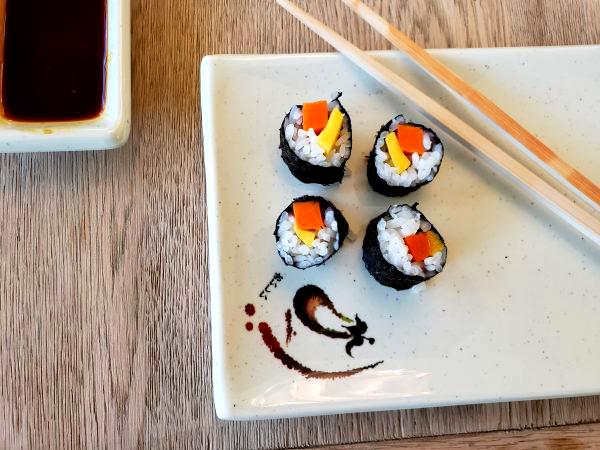 mango_carrot_sushi Mango sushi