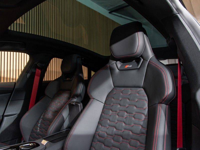 Audi e-tron GT RS B&O,CERAMIC,SPORTSTOELEN PRO afbeelding 14