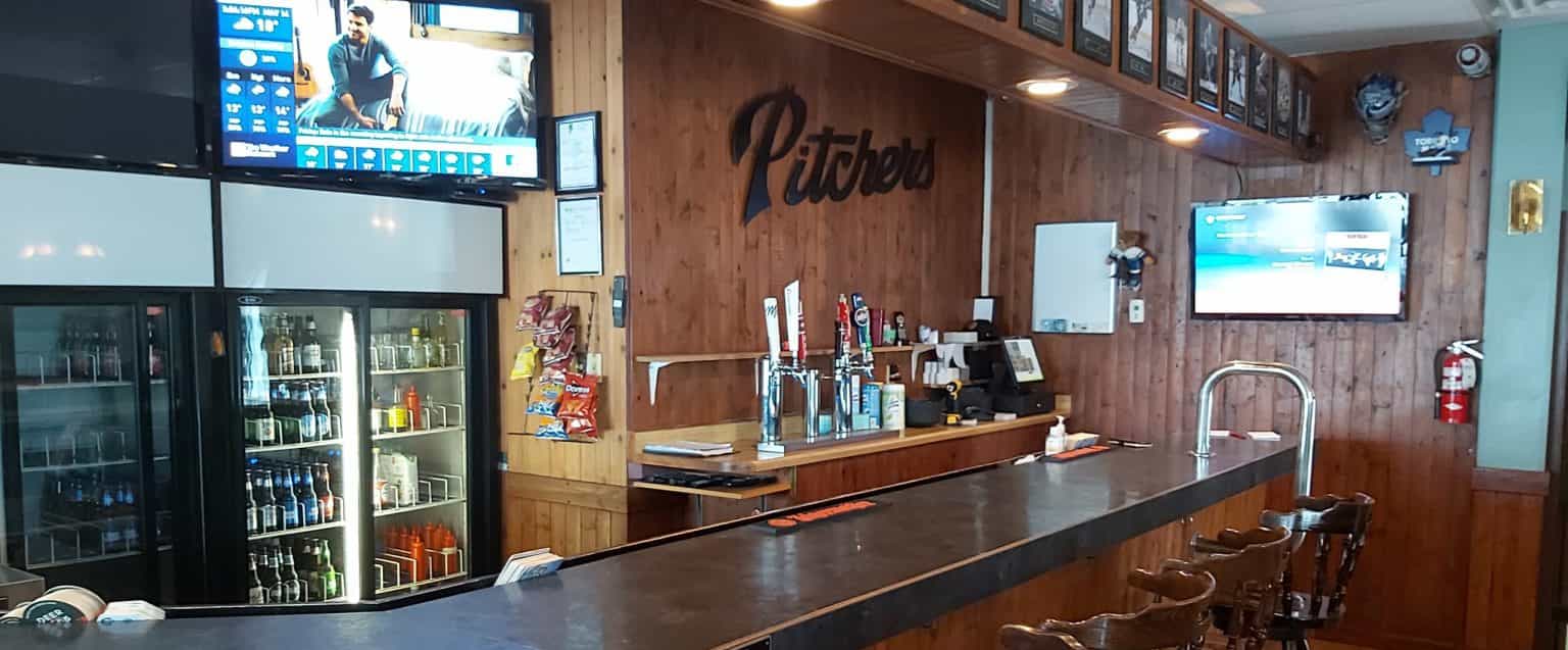 Pitcher's Bar & Grill Business Photo