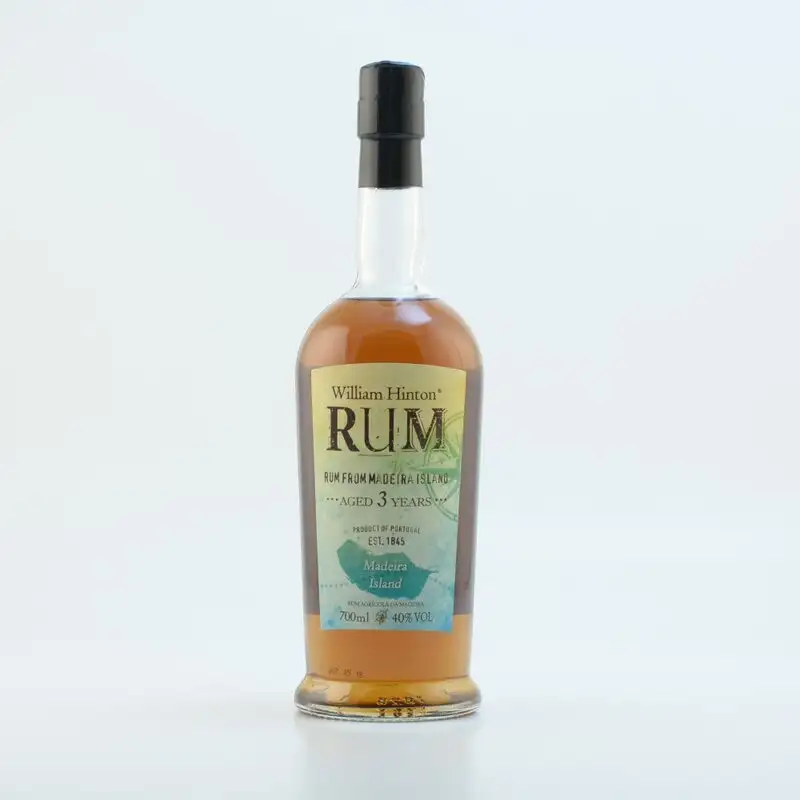 Image of the front of the bottle of the rum 3 Years