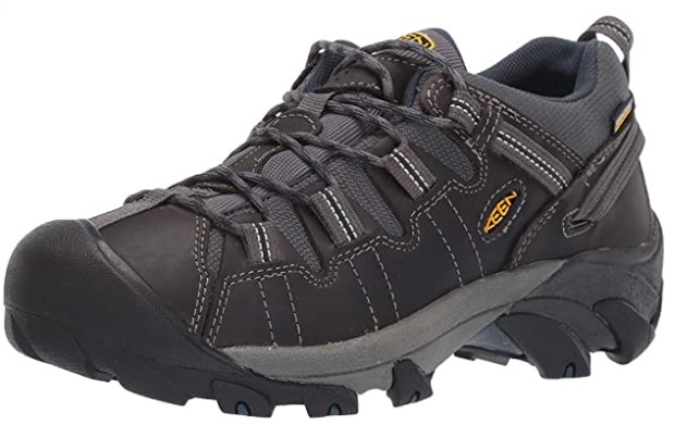 5 Best Hiking Shoes For Wide Feet