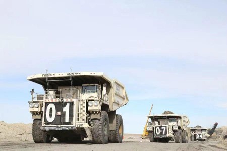 Waytous mining vehicles with Ouster lidar sensors