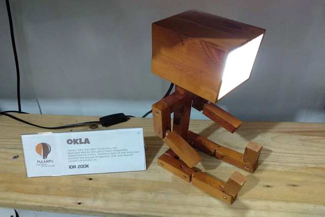 Magic Green - Cool Reclaimed Wood Lamps 