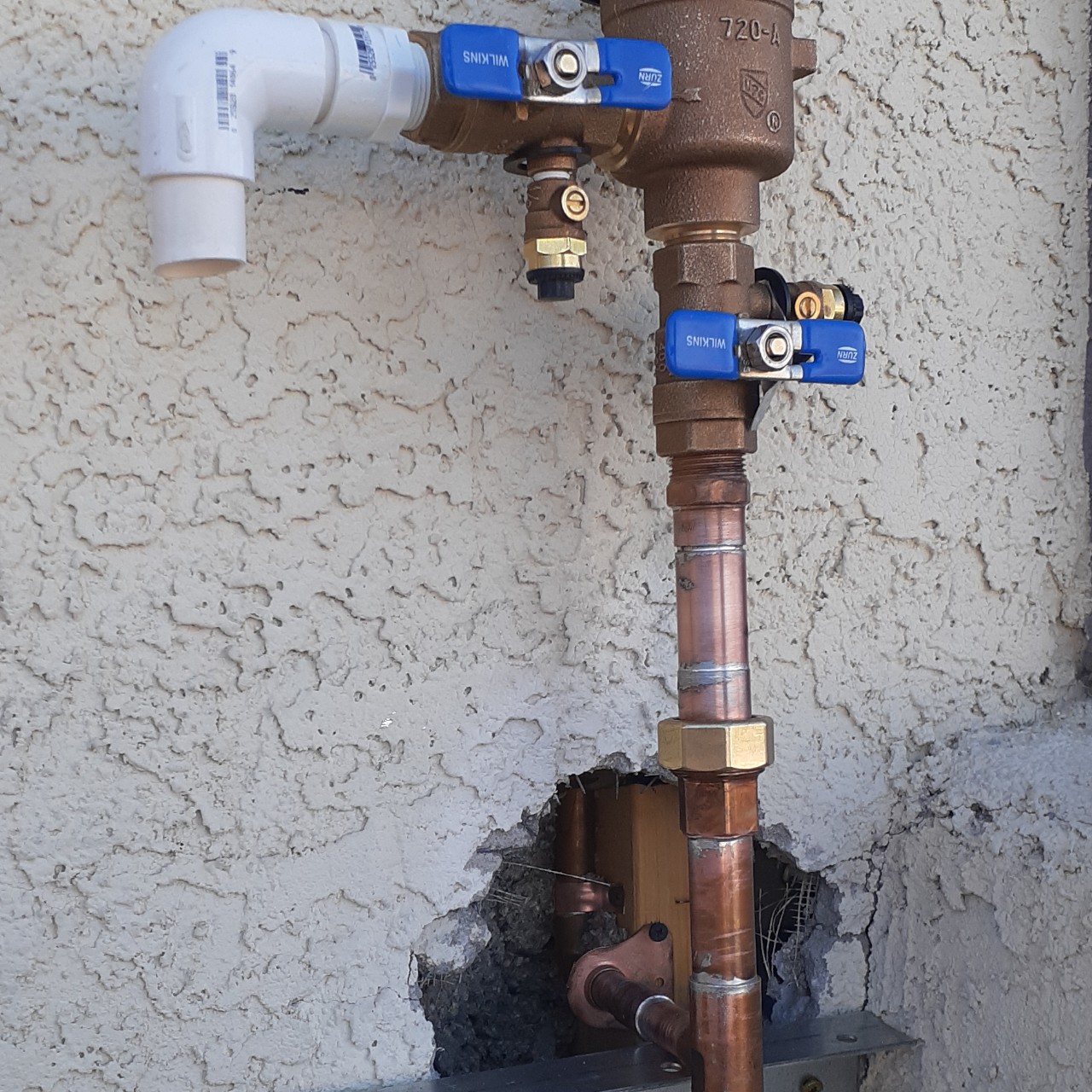 plumbing-backflow-preventer-replacement--fixing-09