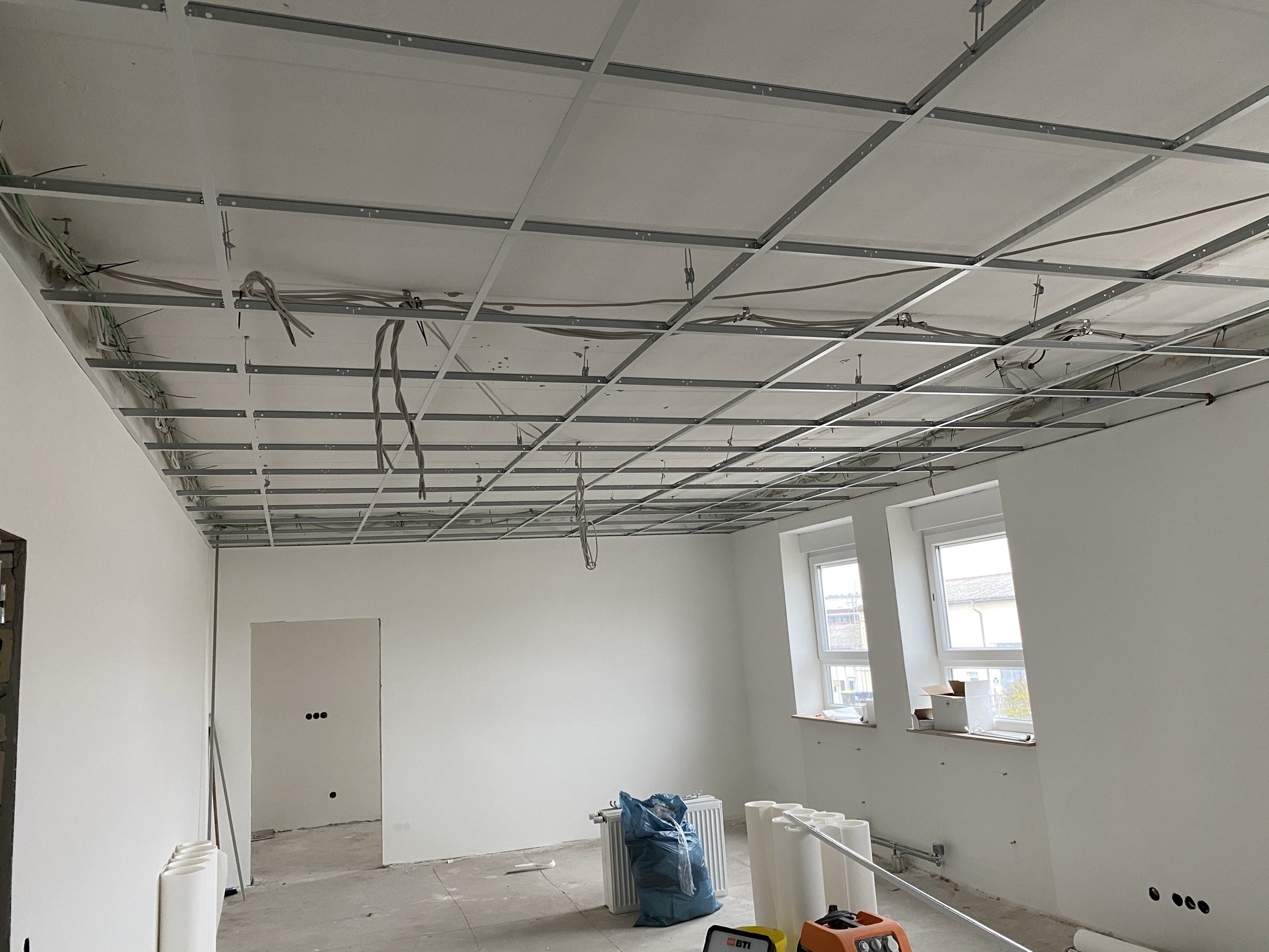 Decke und Fußboden neu...