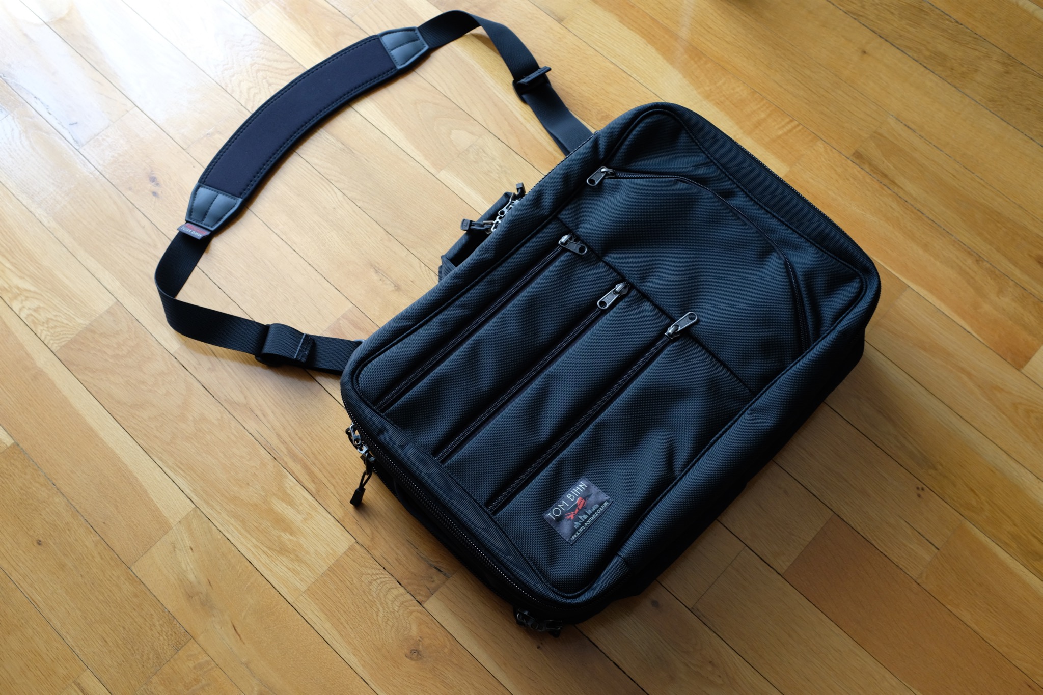 The Tri-Star with the Absolute Shoulder Strap