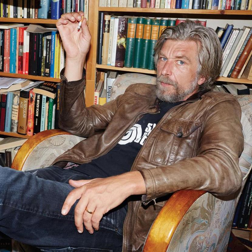 Карл Уве Кнаусгор. Фото: Juergen Teller / WSJ Magazine