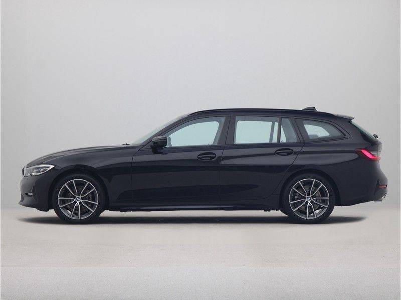 BMW 3 Serie Touring 318i Executive Sport Line Automaat afbeelding 12