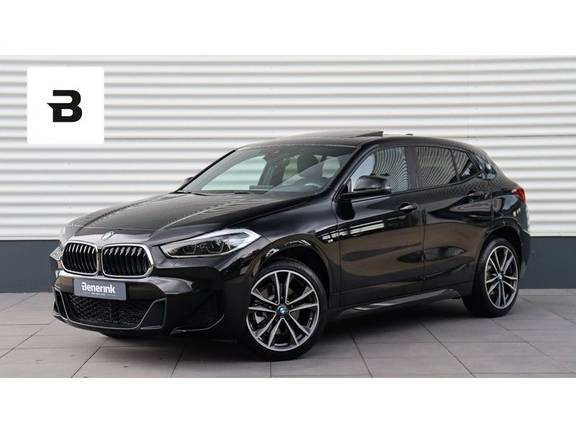 BMW X2 xDrive20i M-Sport Panoramadak, Adaptieve Cruise, Head-Up Display