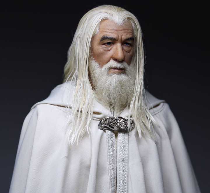 Lord of the Rings Gandalf the White 1/6 Figure | Figround