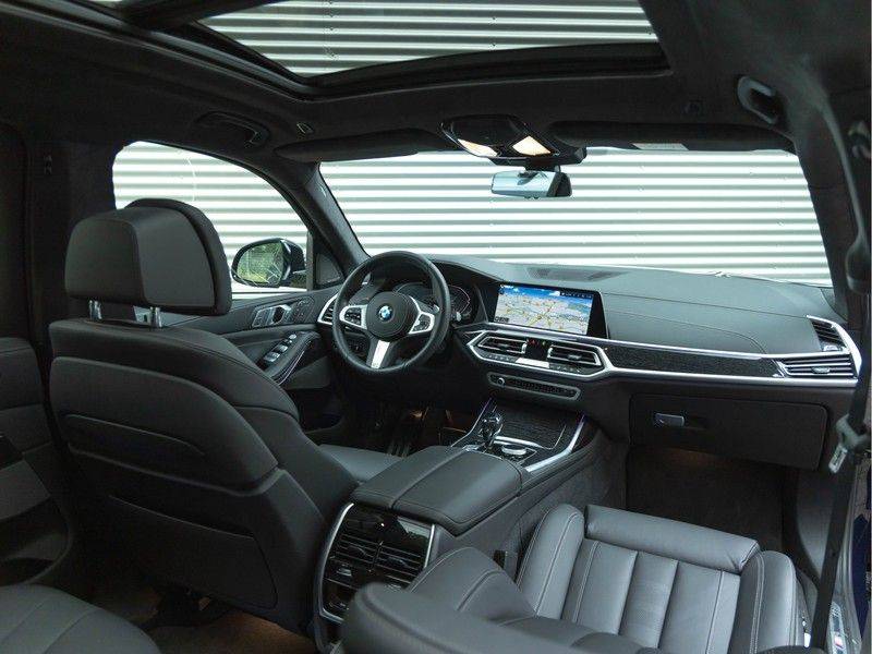 BMW X7 xDrive40i High Executive - M-Sport - Trekhaak - 7-Zits - ACC afbeelding 3