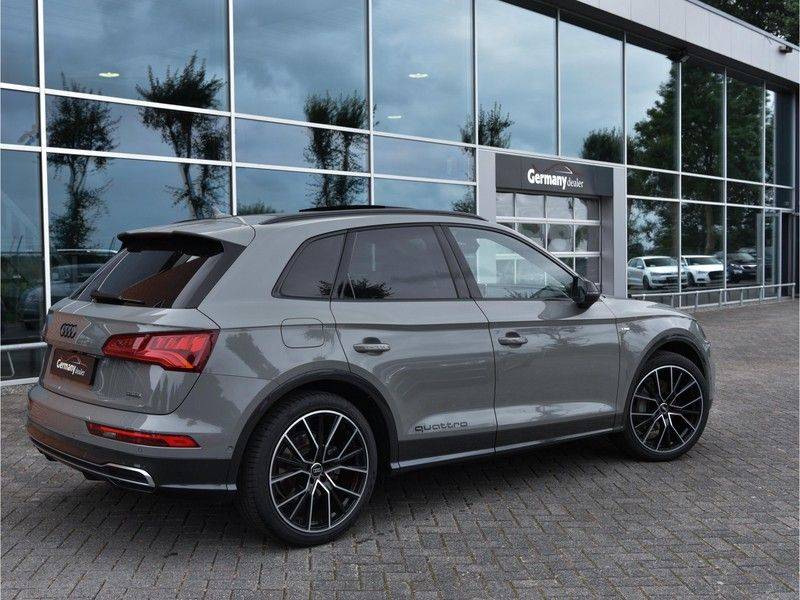 Audi Q5 2.0TFSI 252pk Quattro S-Line Lucht Black Edition Quantum! RS-Zetels Carbon Pano 360Camera 20-Inch afbeelding 2