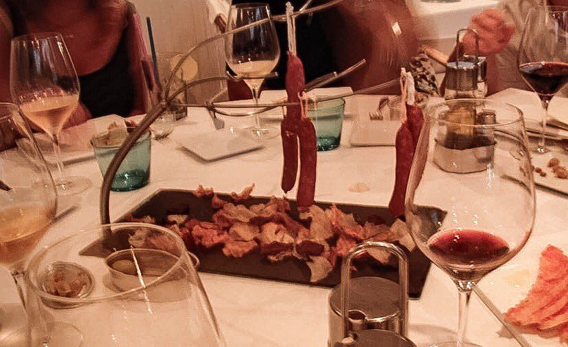 oh my god twitter doesn’t include alt text from images in their API