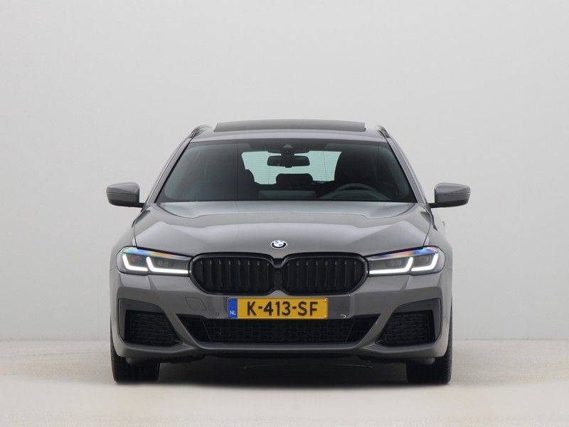 BMW 5 Serie Touring 520i High Executive M-Sport Automaat afbeelding 6