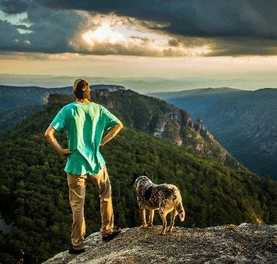 ​5 Hiking Dogs to Follow on Instagram